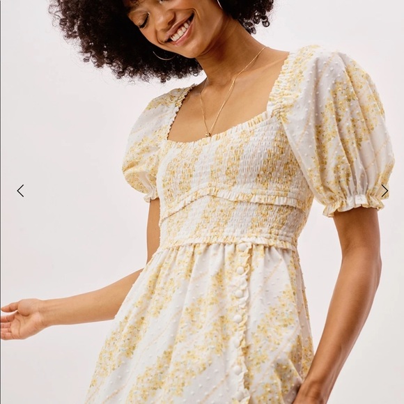 For love and lemons floral dress - Picture 2 of 7